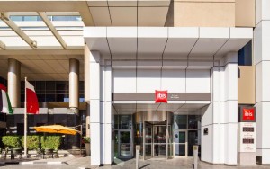 محوطه هتل محوطه هتل