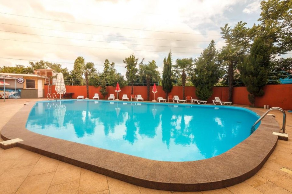 استخر استخر