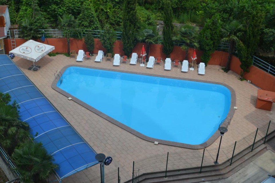 استخر استخر