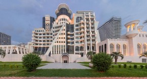 هتل Grand Gloria باتومی