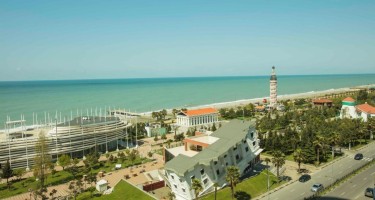 هتل Holiday Lux Sea Towers باتومی