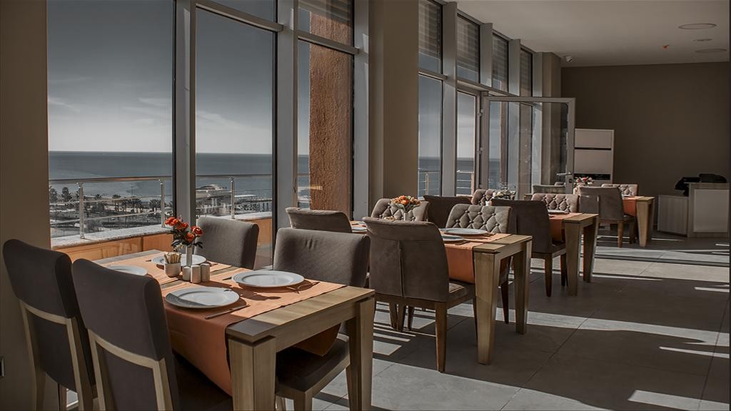 رستوران رستوران