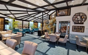 محوطه هتل محوطه هتل