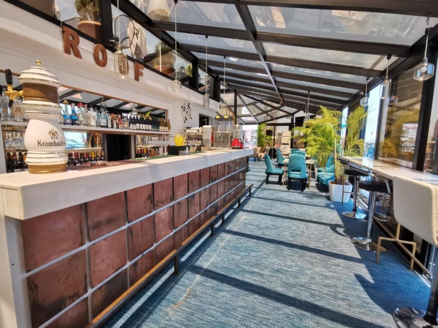 محوطه هتل محوطه هتل