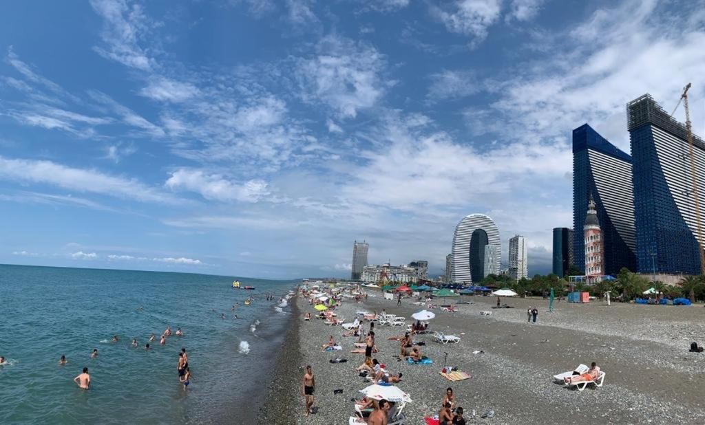 hotels-georgia-batumi-Orbi-city-Luxury-suit-309064400-26ba2c9637d85cfabc7a35aea816c669.jpg