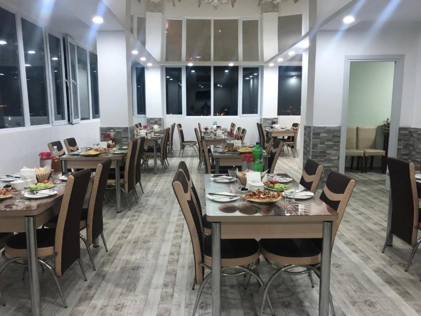 رستوران رستوران