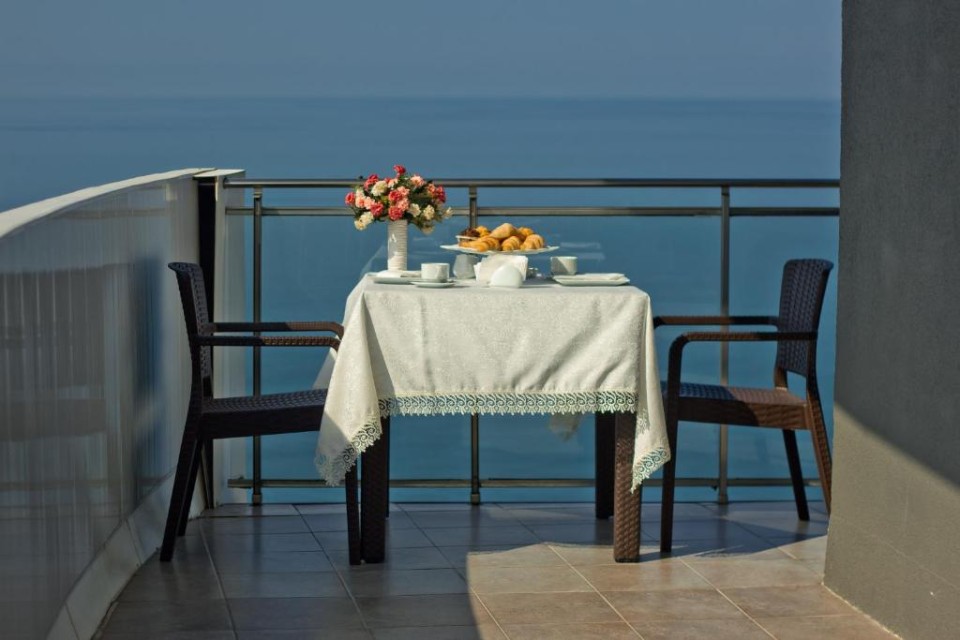 رستوران رستوران