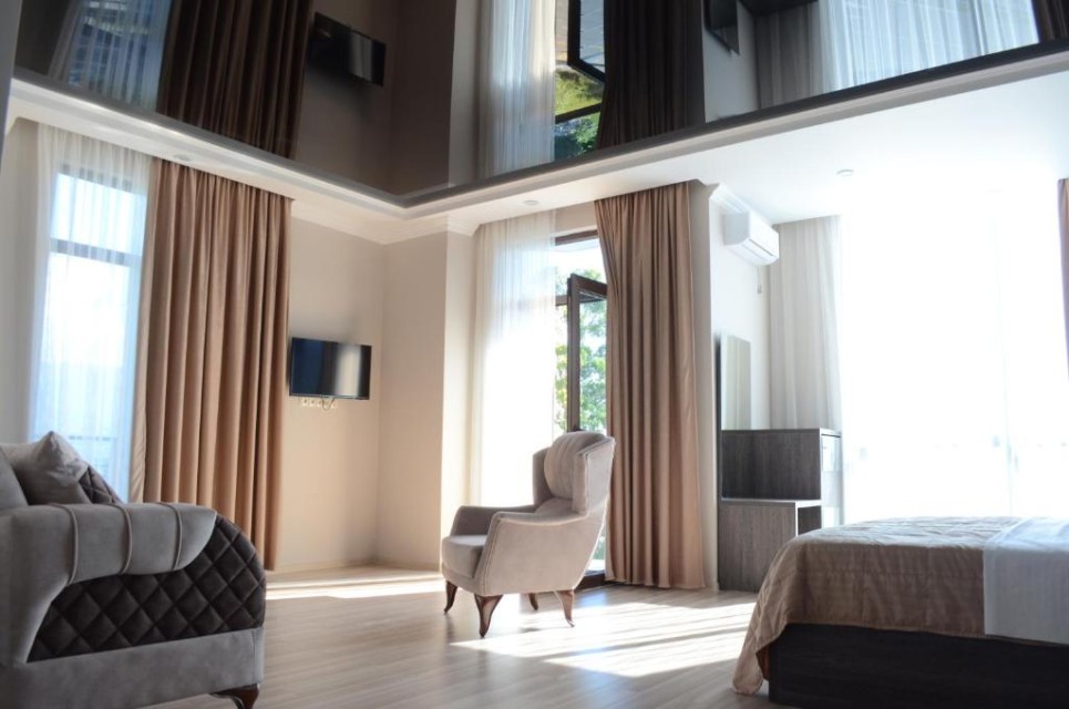 hotels-georgia-batumi-Skyline-147870511-26ba2c9637d85cfabc7a35aea816c669.jpg