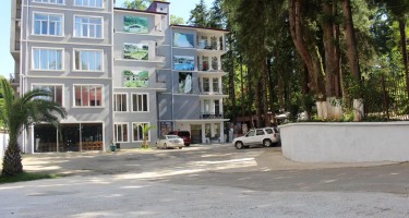 هتل Hulus باتومی