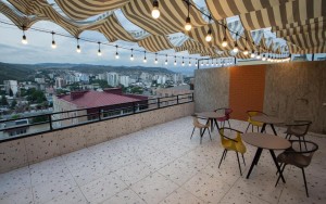 محوطه هتل محوطه هتل