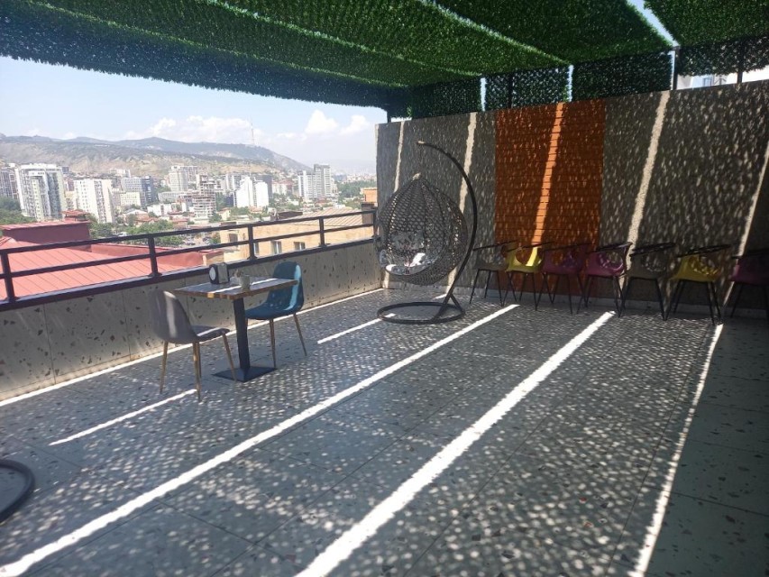 محوطه هتل محوطه هتل