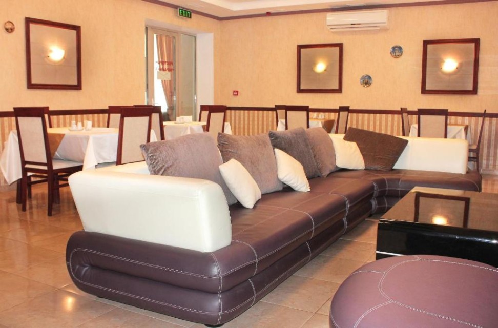 hotels-georgia-tbilisi-Autopapa-15261816-26ba2c9637d85cfabc7a35aea816c669.jpg