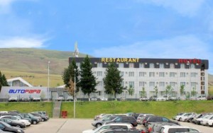 hotels-georgia-tbilisi-Autopapa-198783398-bb880fb51c6b9371b902060267e97128.jpg