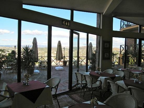 محوطه هتل محوطه هتل