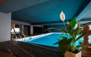 استخر استخر