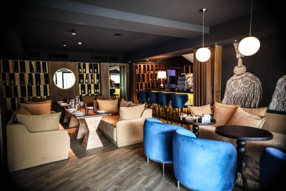 رستوران رستوران