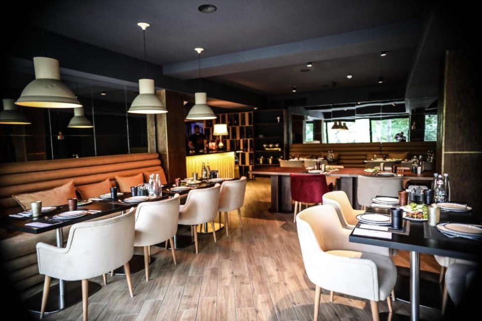 رستوران رستوران