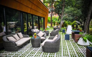 محوطه هتل محوطه هتل