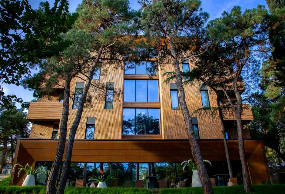 محوطه هتل محوطه هتل