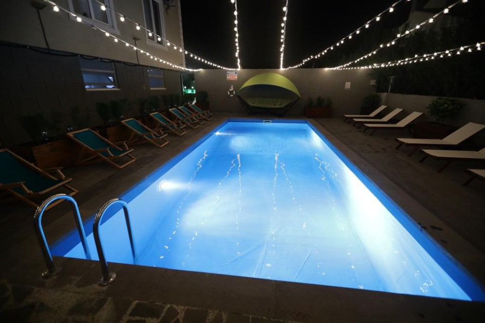 استخر استخر