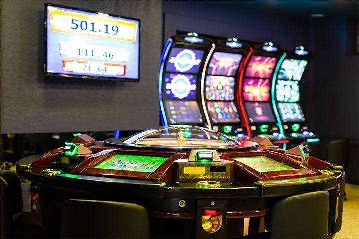 کلاب بازی کلاب بازی