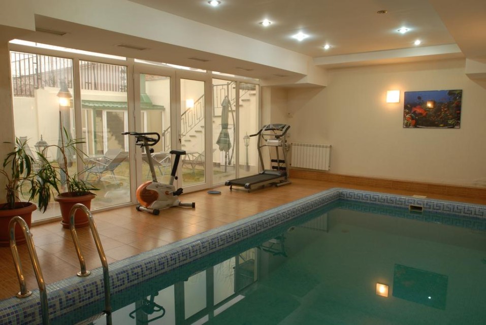 hotels-georgia-tbilisi-Hotel-Vedzisi-باشگاه-26ba2c9637d85cfabc7a35aea816c669.jpg