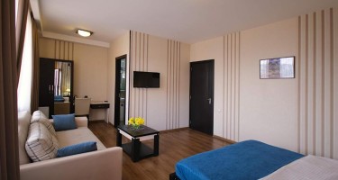 هتل Light House Old City تفلیس