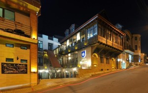 محوطه هتل محوطه هتل