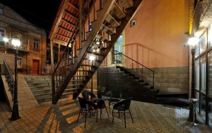 محوطه هتل محوطه هتل