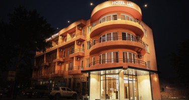 هتل Luxinn تفلیس