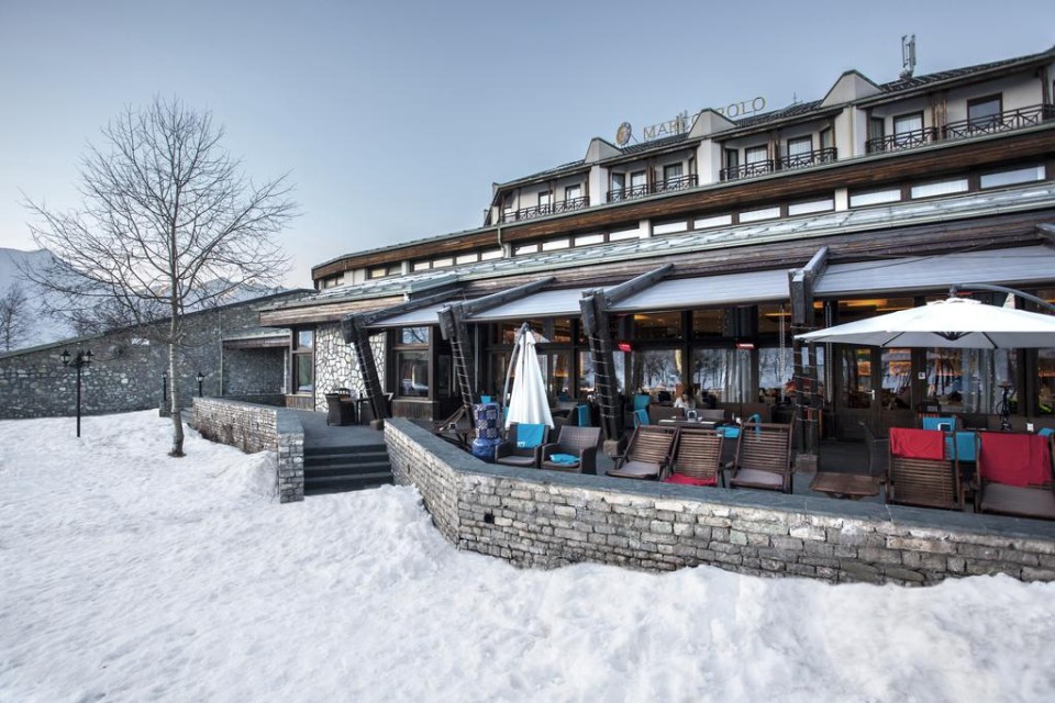 محوطه هتل محوطه هتل