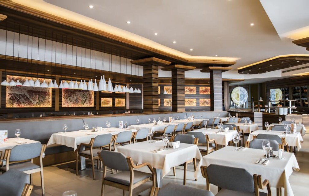 رستوران رستوران