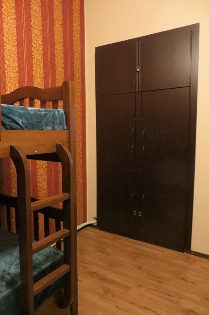 hotels-georgia-tbilisi-Marco-Polo-Hostel-اتاق۸-26ba2c9637d85cfabc7a35aea816c669.jpg