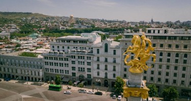 هتل Monograph Freedom Square تفلیس