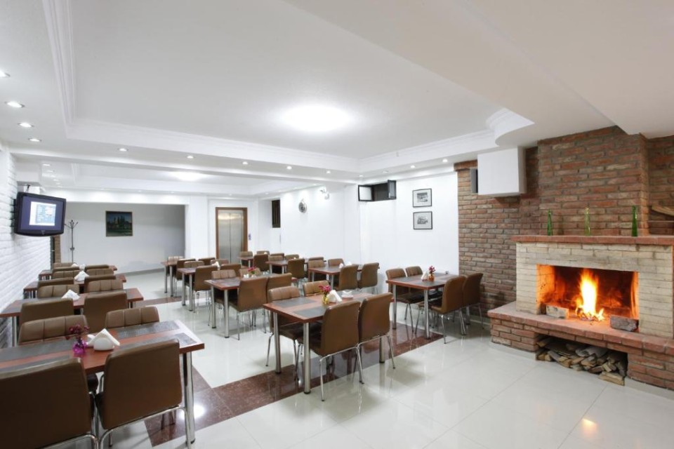 رستوران رستوران