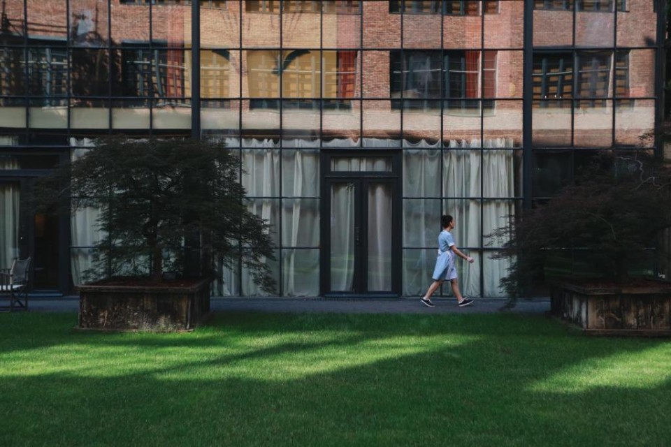 محوطه هتل محوطه هتل