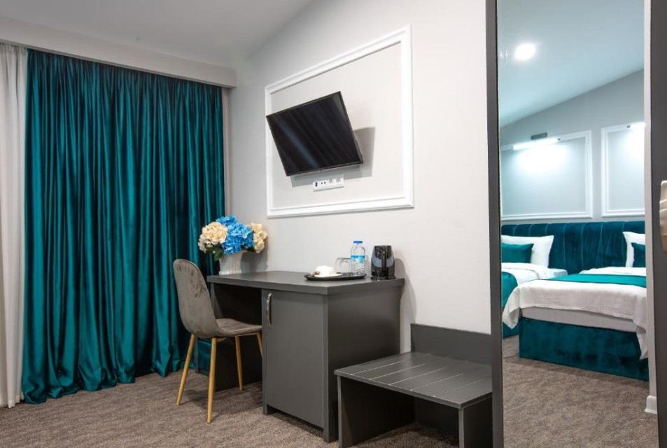 hotels-georgia-tbilisi-Royal-Inn-221785153-26ba2c9637d85cfabc7a35aea816c669.jpg