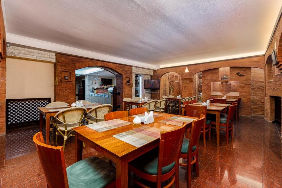 رستوران رستوران