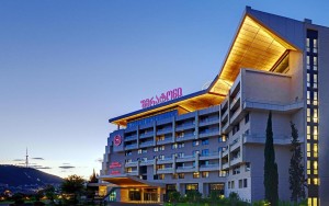 محوطه هتل محوطه هتل