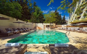 محوطه هتل محوطه هتل