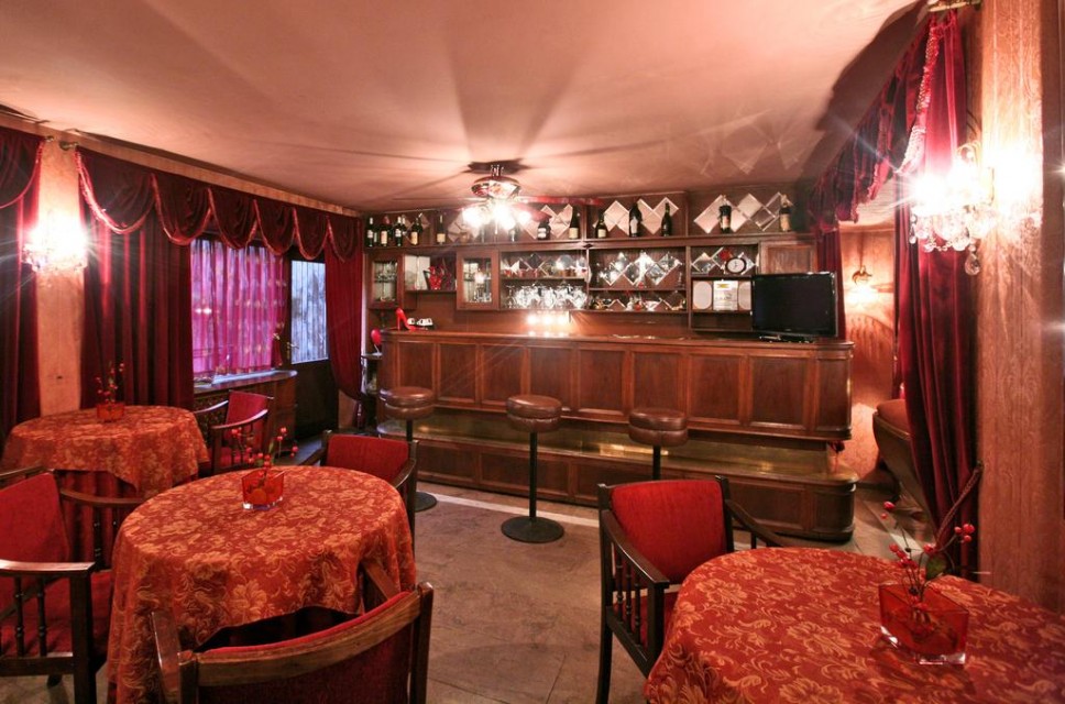 رستوران رستوران