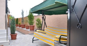 هتل Elegan تفلیس