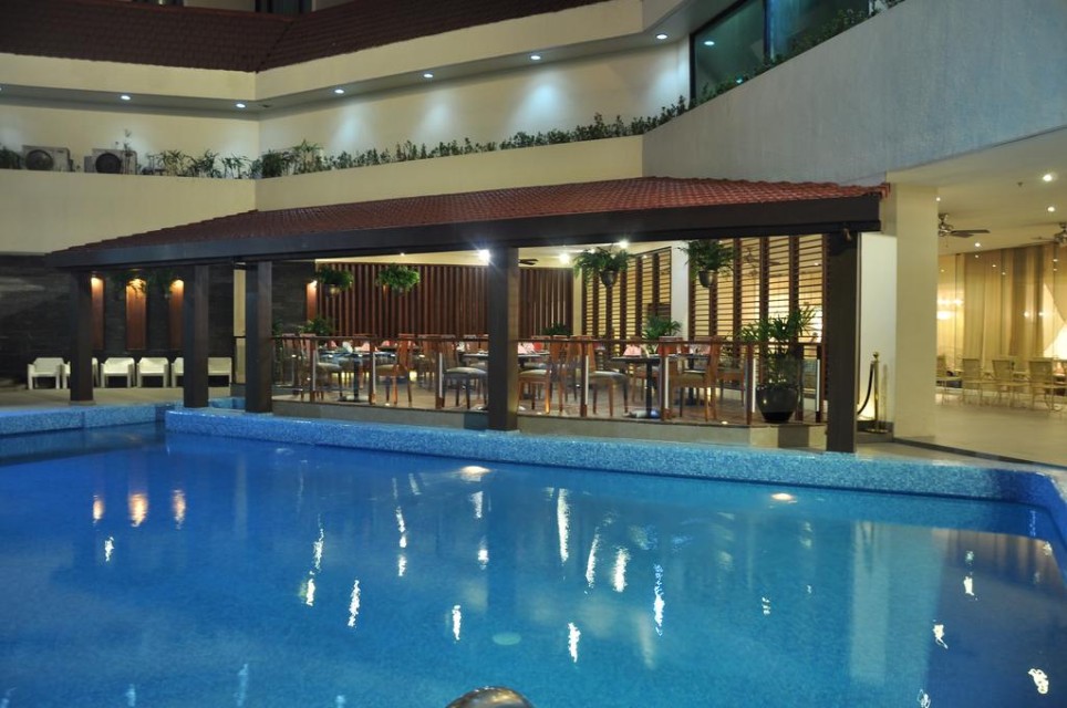 استخر استخر