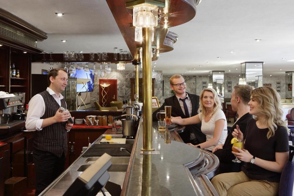 رستوران رستوران