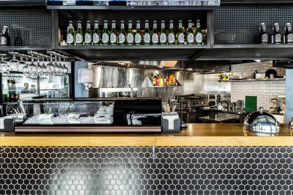 رستوران رستوران