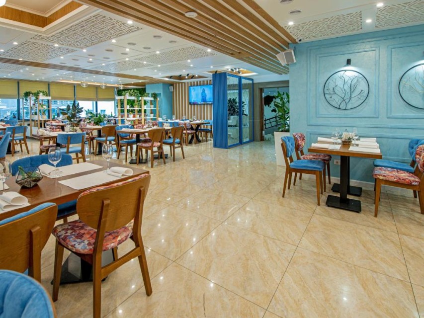 رستوران رستوران