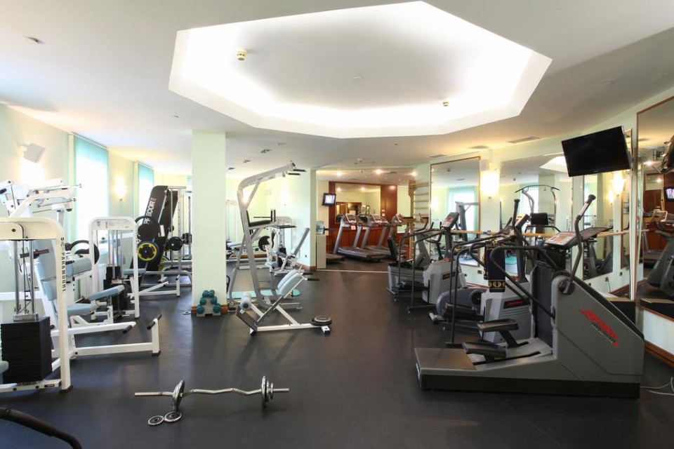 باشگاه ورزشی