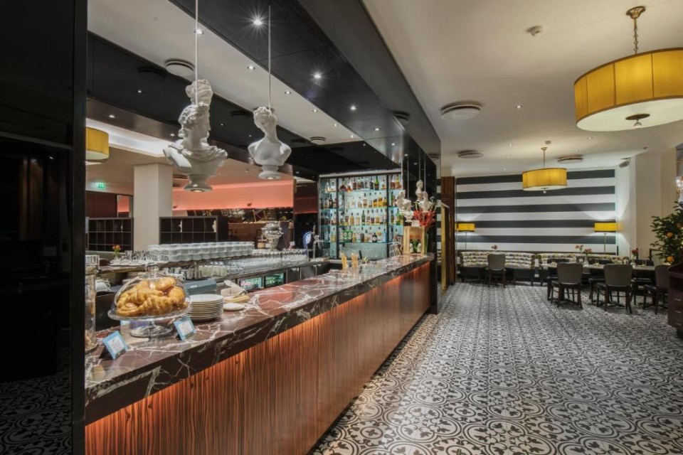 رستوران رستوران