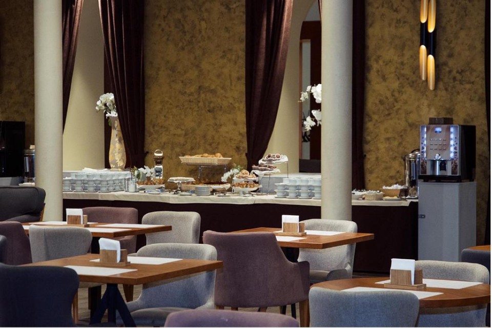 رستوران رستوران