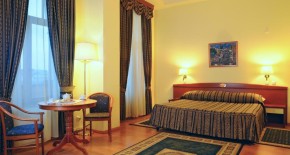 هتل Dostoyevskiy سنت پترزبورگ